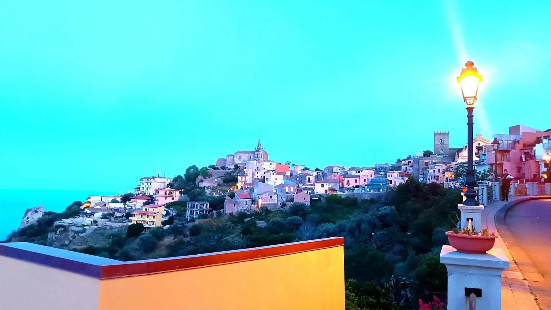 Casa Luca Lägenhet Forza dʼAgro Italien